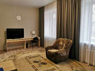 Гостиница Визит Ковров Люкс-3